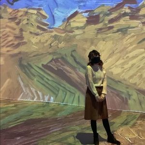 Meet your Posher, Hannah